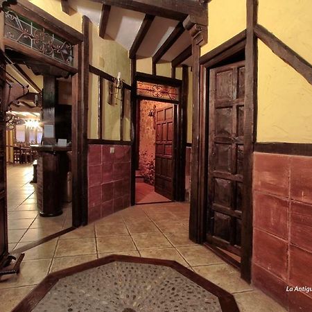 La Antigua Botica Konuk evi Pasarón Dış mekan fotoğraf