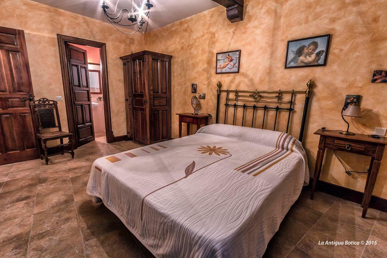 La Antigua Botica Konuk evi Pasarón Dış mekan fotoğraf
